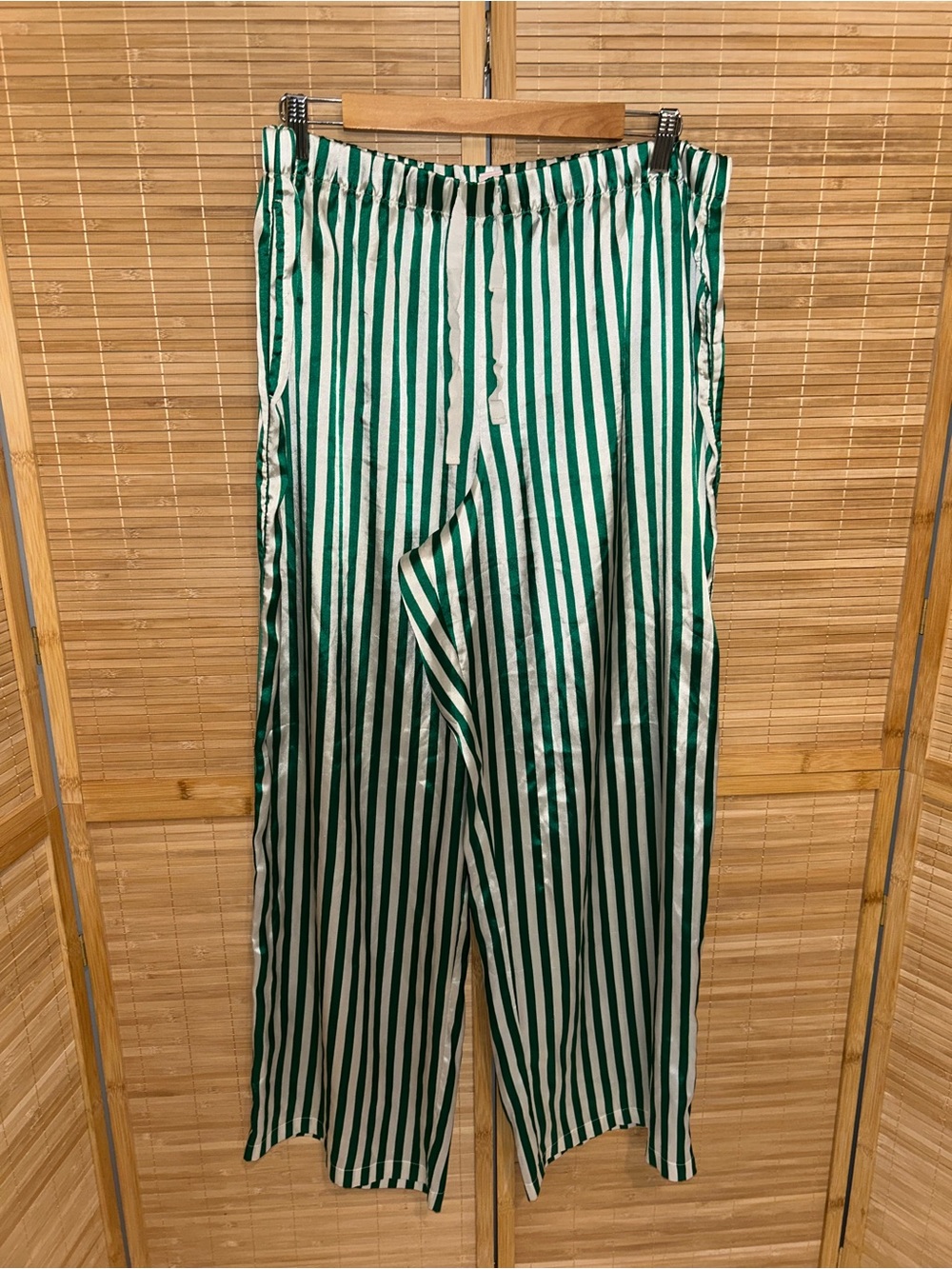 Victoria’s Secret satin green white stripe wide leg pajama pants woman’s XL